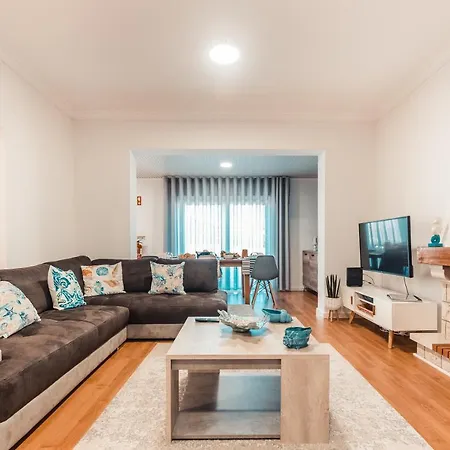 Πανσιόν Baleia Atlantic - 5 Bedroom With Pool 4*