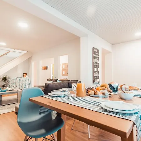Baleia Atlantic - 5 Bedroom With Pool Πανσιόν