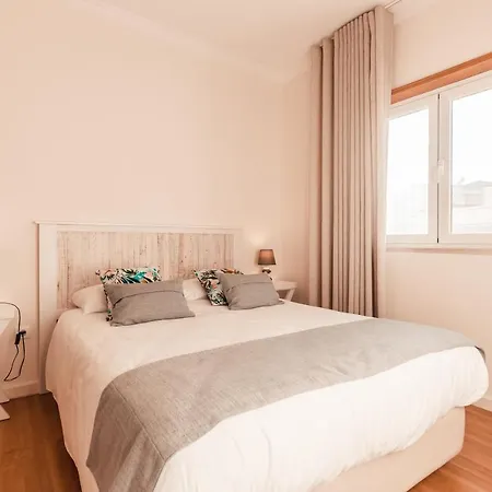 Πανσιόν Baleia Atlantic - 5 Bedroom With Pool Santa Cruz (Oeste)