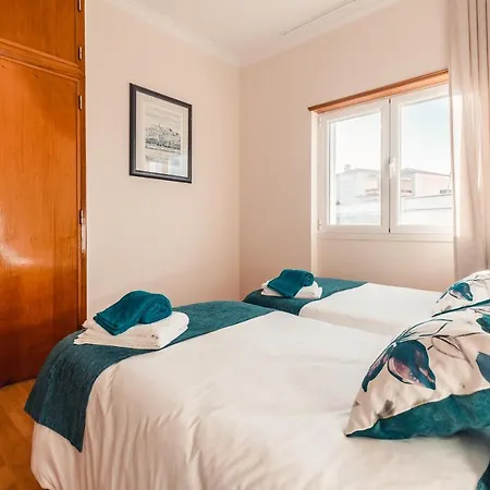 Πανσιόν Baleia Atlantic - 5 Bedroom With Pool 4*